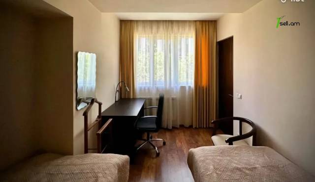 3 սենյականոց բնակարան նորակառույց շենքում Ամիրյան փողոցում, 70 ք.մ., 3/12 հարկ, 2 սանհանգույց