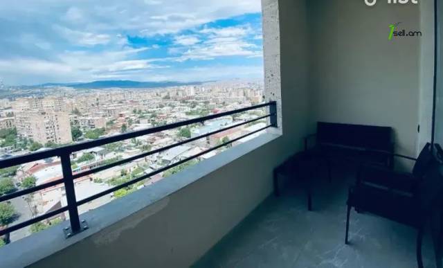 2 սենյականոց բնակարան նորակառույց շենքում Հայկ Հովսեփյան փողոցում, 70 ք.մ., բարձր առաստաղներ