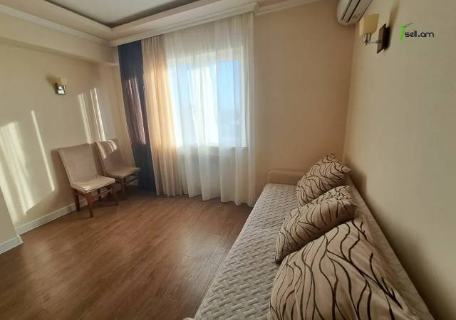 3 սենյականոց բնակարան Սարյանի փողոցում, 80 ք.մ., 5/16 հարկ, եվրովերանորոգված