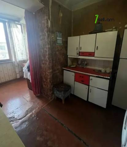 2 սենյականոց բնակարան նորակառույց շենքում Վաղարշյան փողոցում, 45 քմ, քարե շենք