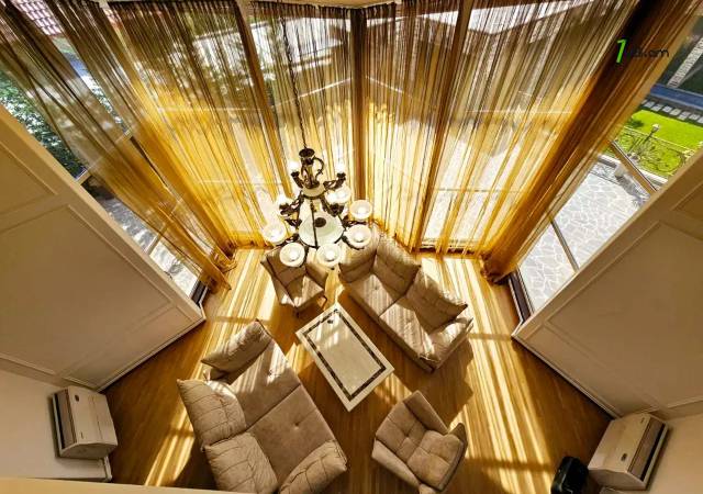 Երկու հարկանի տուն Բագրևանդի 20-րդ փողոցում Նոր Նորքում, 1830 ք.մ., 3+ սանհանգույց