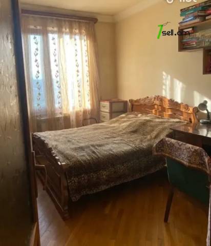 3 սենյականոց բնակարան Մոլդովական փողոցում, 80 ք.մ., նախավերջին հարկ, 2 սանհանգույց, եվրովերանորոգված