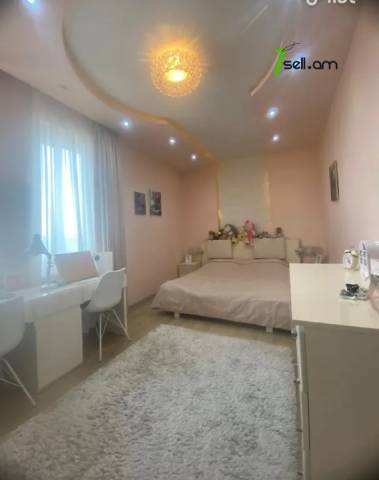 4 սենյականոց բնակարան նորակառույց շենքում Ադոնցի փողոցում, 145 քմ, 12/18 հարկ, բարձր առաստաղներ