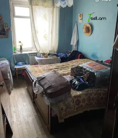 3 սենյականոց բնակարան Դրոյի փողոցում, 87 ք.մ., քարե շենք