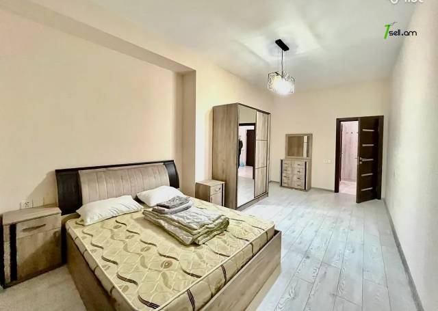 2 սենյականոց բնակարան նորակառույց շենքում Պարույր Սևակի փողոցում, 72 ք.մ., 13/18 հարկ