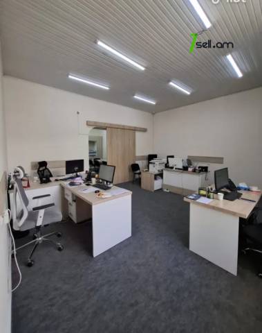 Բազմաֆունկցիոնալ գույք Հայկ Գյուլիքևխյանի փողոցում Նոր Նորքում, 200 քմ