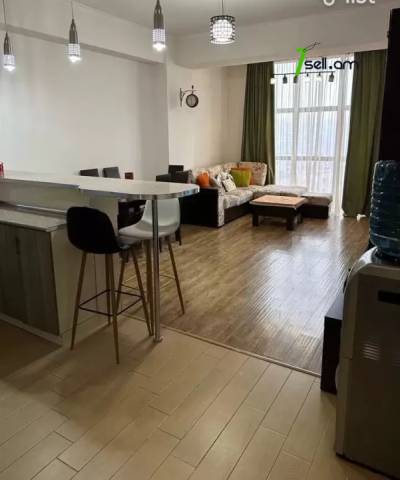 3 սենյականոց բնակարան նորակառույց շենքում Նիկողայոս Ադոնցի փողոցում, 68 ք.մ., 15/17 հարկ