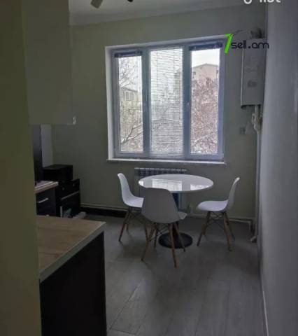 3 սենյականոց բնակարան նորակառույց շենքում Արզումանյան փողոցում, 77 քմ, 2/12 հարկ, բարձր առաստաղներ