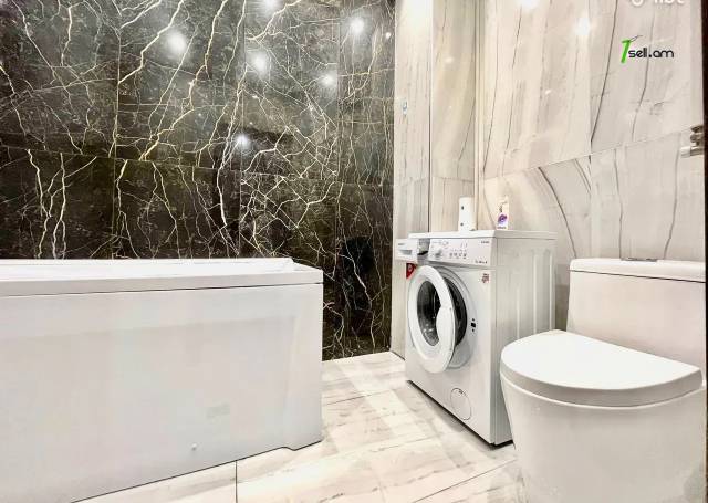 2 սենյականոց բնակարան նորակառույց շենքում Պարույր Սևակի փողոցում, 72 ք.մ., 13/18 հարկ