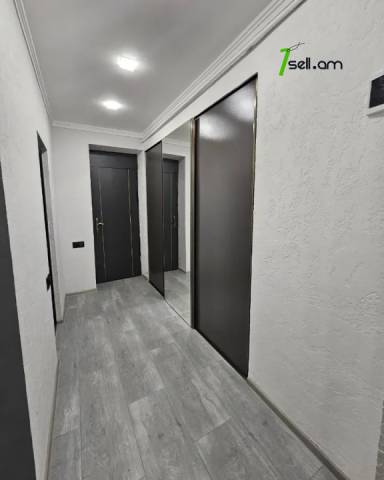 2 սենյականոց բնակարան Նոր Արեշի 15-րդ փողոցում, 52 ք.մ., 3/5 հարկ, կապիտալ վերանորոգված, քարե շենք