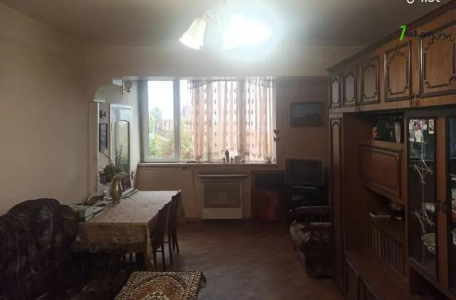 2 սենյականոց բնակարան Արտեմ Միկոյան փողոցում, 66 քմ, 3/5 հարկ, քարե շենք