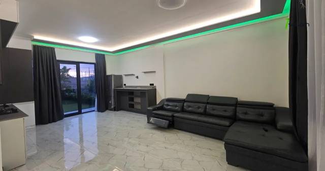 Երկու հարկանի թաունհաուզ Ծարավ աղբյուրի փողոցում Ավանում, 315 քմ, 2 սանհանգույց