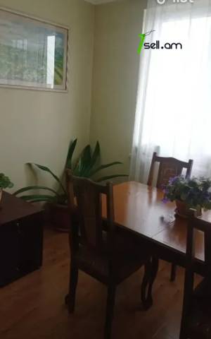 3 սենյականոց բնակարան Նազարեթ Սուրենյան փողոցում, 78 ք.մ., նախավերջին հարկ, եվրովերանորոգված