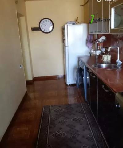 3 սենյականոց բնակարան, Դավթաշենի 4-րդ զանգված, 105 ք.մ., մի քանի պատշգամբ, 4/9 հարկ