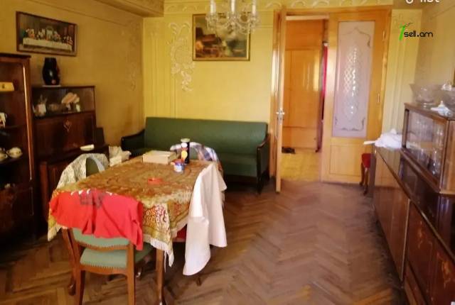 3 սենյականոց բնակարան Արամ Խաչատրյան փողոցում, 95 ք.մ., 4/9 հարկ, մասնակի վերանորոգում