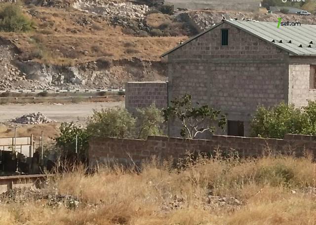 Հողատարածք բնակելի շինությունների համար Պտղնիում, 525 ք.մ.