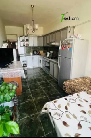 3 սենյականոց բնակարան Խորենացու փողոցում, 94 քմ, 3/9 հարկ, կապիտալ վերանորոգված