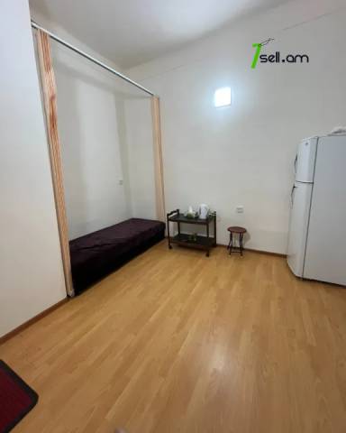 Գրասենյակային տարածք Ղազար Փարպեցու փողոցում կենտրոնում, 63 քմ