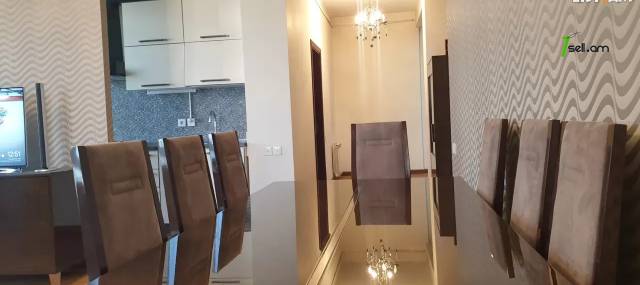 3 սենյականոց բնակարան նորակառույց շենքում Արաբկիրի 27-րդ փողոցում, 94 ք.մ., բարձր առաստաղներ