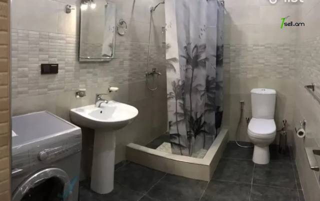 3 սենյականոց բնակարան նորակառույց շենքում Ծարավ աղբյուրի փողոցում, 110 ք.մ., 11/14 հարկ