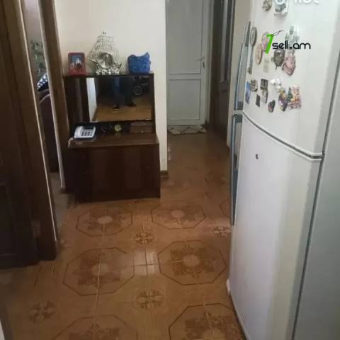 4 սենյականոց բնակարան Գուսան Շերամի փողոցում, 92 ք.մ., 6/9 հարկ, կոսմետիկ վերանորոգում