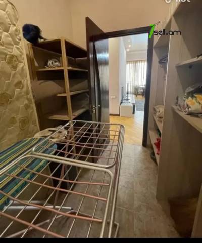 4 սենյականոց բնակարան նորակառույց շենքում Գյուլբենկյան փողոցում, 130 ք.մ., 2 սանհանգույց