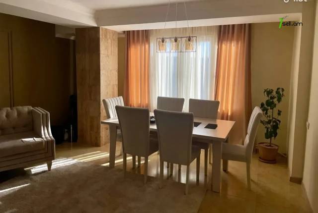 3 սենյականոց բնակարան, Դուրյան թաղամաս, 87 քմ, կապիտալ վերանորոգված