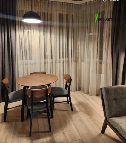 3 սենյականոց բնակարան նորակառույց շենքում Ալեք Մանուկյան փողոցում, 73 ք.մ., նախավերջին հարկ