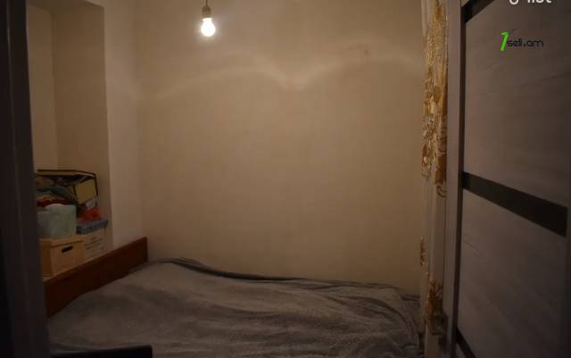 4 սենյականոց բնակարան Մոլդովական փողոցում, 85 ք.մ., մասնակի վերանորոգում, քարե շենք