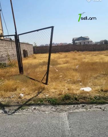 Հողատարածք բնակելի շինությունների համար Ջրվեժում, 1000 քմ