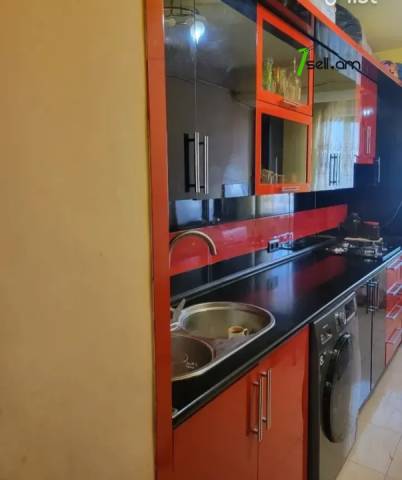 3 սենյականոց բնակարան Խաղաղ Դոնի փողոցում, 85 քմ, 9/14 հարկ, կապիտալ վերանորոգված