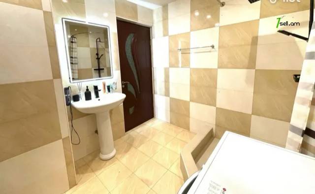 3 սենյականոց բնակարան նորակառույց շենքում Վերին Անտառային փողոցում, 97 քմ, 5/7 հարկ, 2 սանհանգույց