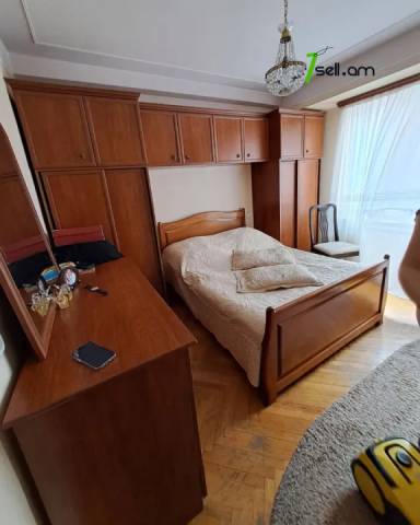 4 սենյականոց բնակարան Արշակունյաց պողոտայում, 98 ք.մ., 11/16 հարկ, կապիտալ վերանորոգված