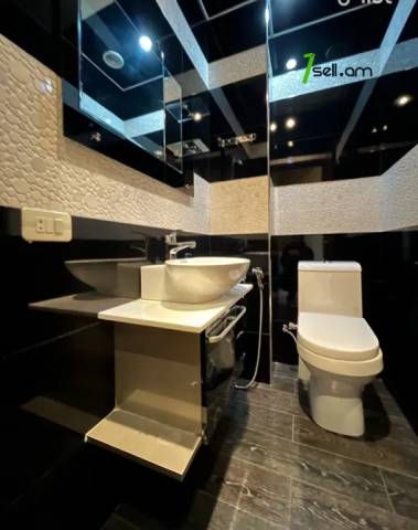 Ընդարձակ 6 սենյականոց բնակարան նորակառույց շենքում, Buzand St, 350 ք.մ., 3+ սանհանգույց