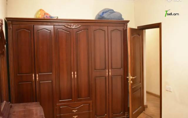 5 սենյականոց բնակարան Լվովյան փողոցում, 130 քմ, 1/5 հարկ, 2 սանհանգույց, կապիտալ վերանորոգված