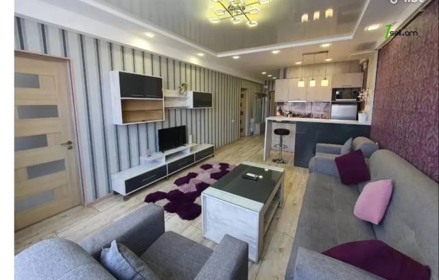 3 սենյականոց բնակարան Եզնիկ Կողբացու փողոցում, 50 ք.մ., դիզայներական ոճով վերանորոգված