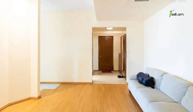 3 սենյականոց բնակարան նորակառույց շենքում Պարոնյան փողոցում, 101 քմ, 8/11 հարկ, բարձր առաստաղներ