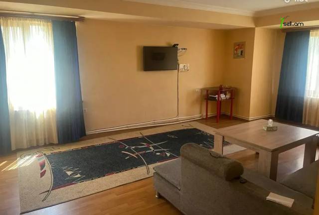 3 սենյականոց բնակարան, Չարենց թաղամաս, 80 քմ, 3/14 հարկ, կոսմետիկ վերանորոգում