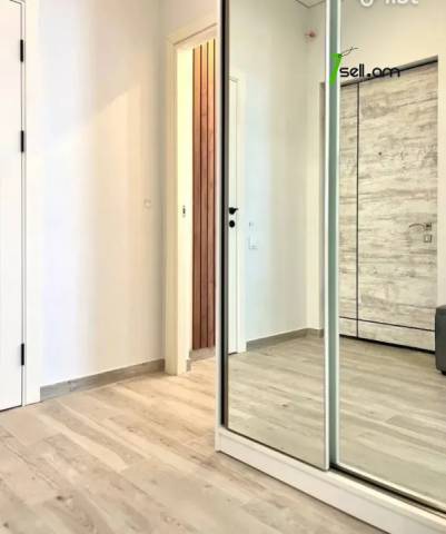 3 սենյականոց բնակարան նորակառույց շենքում Կարապետ Ուլնեցու փողոցում, 74 ք.մ., բարձր առաստաղներ