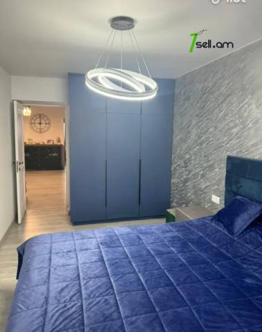 4 սենյականոց բնակարան Դրոյի փողոցում, 108 ք.մ., դիզայներական ոճով վերանորոգված, քարե շենք