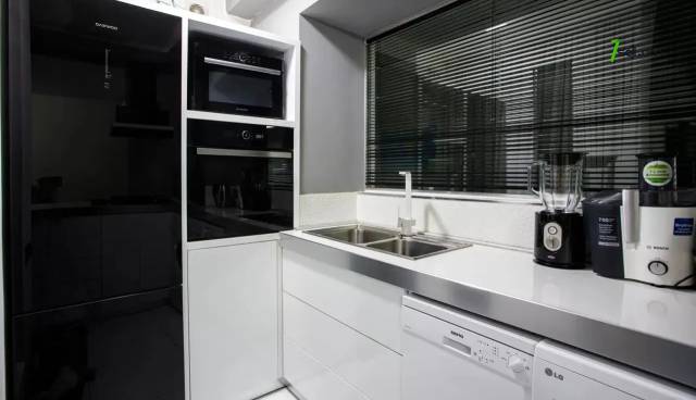 2 սենյականոց բնակարան Կոմիտասի պողոտայում, 68 ք.մ., 3/5 հարկ, դիզայներական ոճով վերանորոգված