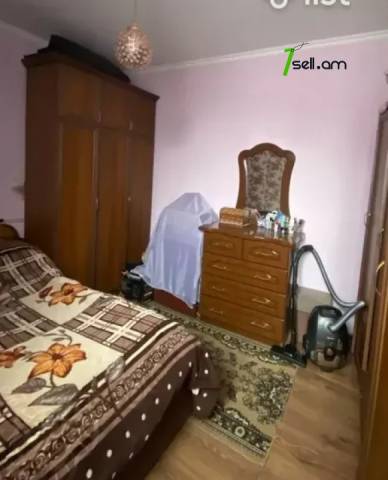 Մեկ հարկանի քարե ամառանոց, Ավան-Առինջ 2-րդ միկրոշրջան Ավանում, 95 ք.մ., կապիտալ վերանորոգված