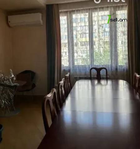 4 սենյականոց բնակարան Աղբյուր Սերոբի փողոցում, 112 ք.մ., նախավերջին հարկ, կապիտալ վերանորոգված