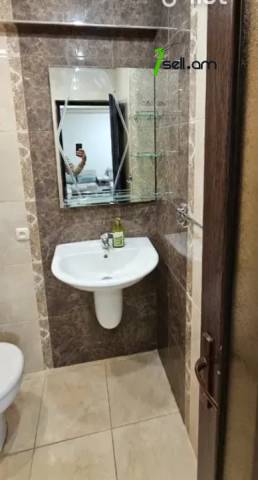 2 սենյականոց բնակարան Սարյանի փողոցում, 47 ք.մ., 9/11 հարկ, եվրովերանորոգված
