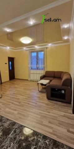 Մեկ հարկանի քարե տուն, Գ-1 թաղամաս Աջափնյակում, 500 ք.մ., 3+ սանհանգույց