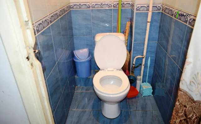 3 սենյականոց բնակարան Եղիշե Չարենցի փողոցում, 84 քմ, 1/4 հարկ, եվրովերանորոգված