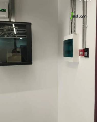 Բազմաֆունկցիոնալ գույք Սայաթ-Նովայի պողոտայում կենտրոնում, 87 ք.մ.