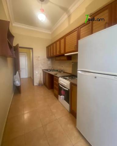 3 սենյականոց բնակարան Ամիրյան փողոցում, 90 ք.մ., 2 սանհանգույց, բարձր առաստաղներ