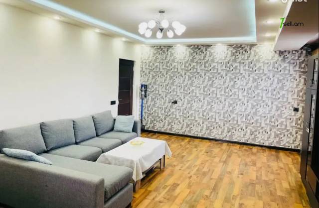 3 սենյականոց բնակարան, Դավթաշեն 1-ին թաղամաս, 90 ք.մ., նախավերջին հարկ, կապիտալ վերանորոգված