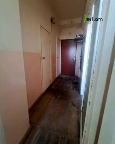 1 սենյականոց բնակարան Ծովակալ Իսակովի պողոտայում, 42 ք.մ., 6/9 հարկ